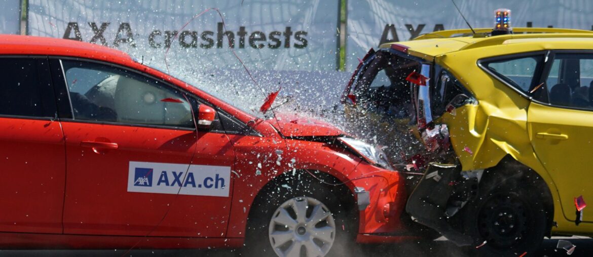How Does the Automatic Emergency Braking System Work in Cars?