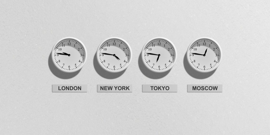 Analog clocks with different time zones